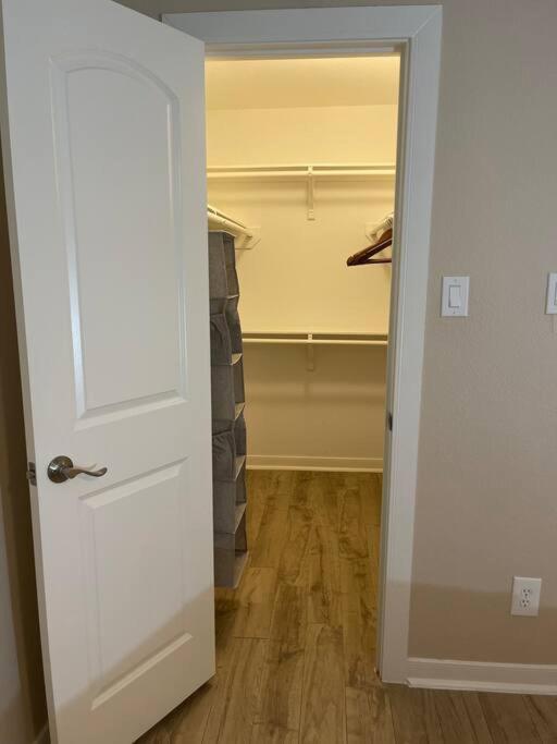 Beautiful/Spacious 2 Bedroom Houston Near Galleria Exterior foto